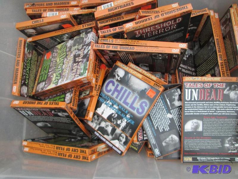 huge lot of mixed halloween movies...