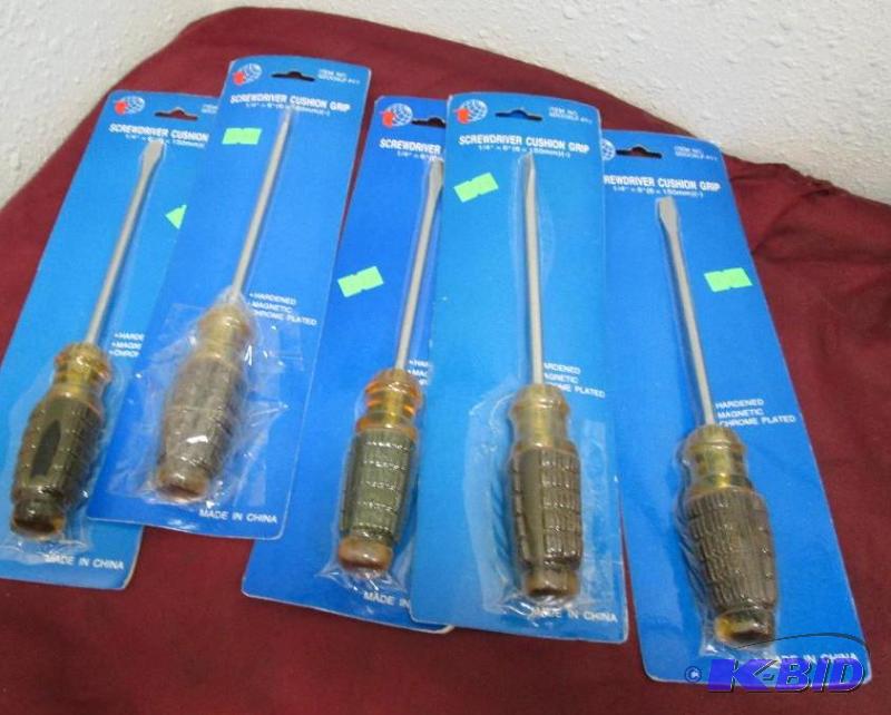 lot 132 image: Qty 5 Screwdriver cushion grip 14 X 6...