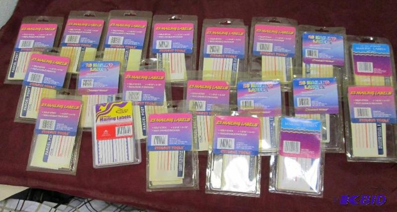 lot 153 image: Qty 20 pkg of 25 mailing labels- self stick...