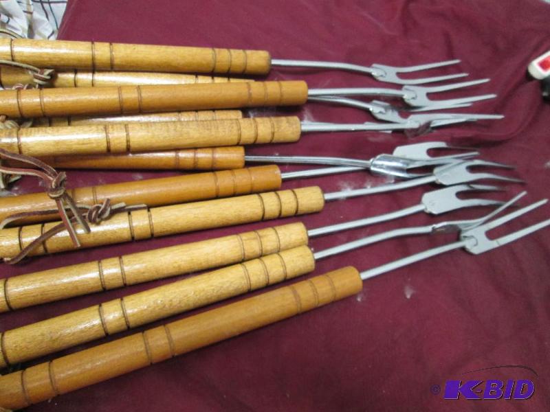 lot 161 image: Qty 11 Long forks for grilling...