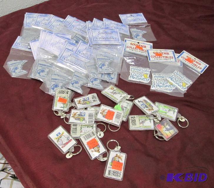lot 182 image: Qty 51 Minnesota different kinds of key chain...