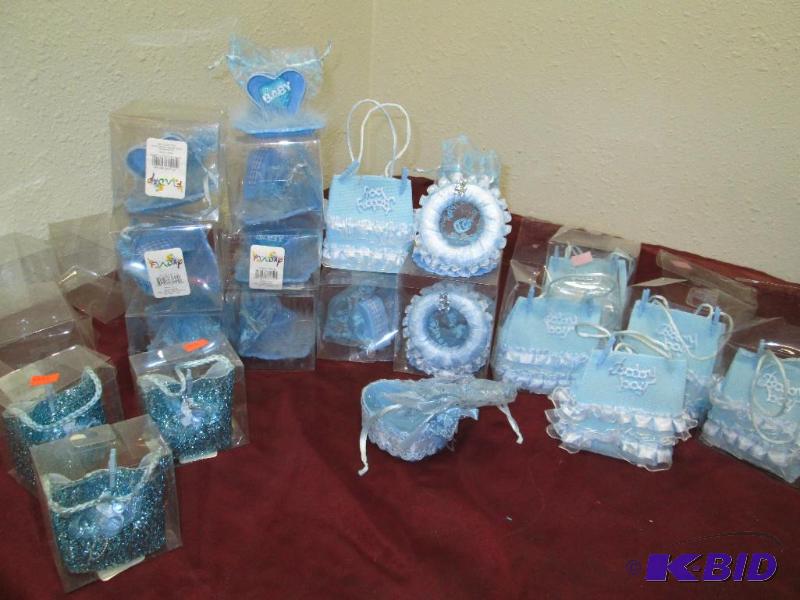 lot 197 image: Qty 20 Baby boy guest gift containers, like a...