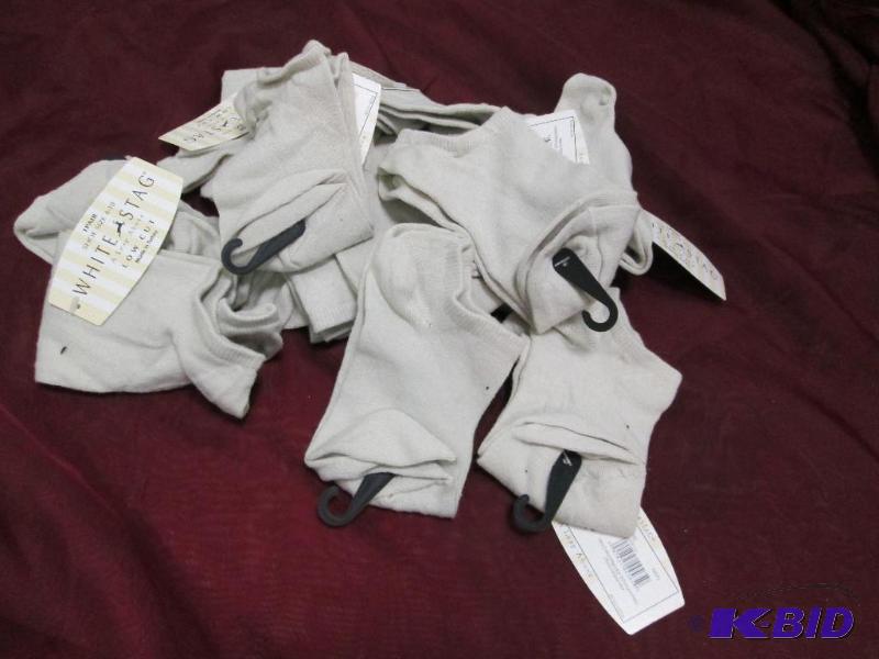 lot 20 image: Qty14 White Stag Low cut socks shoe size 4-10...