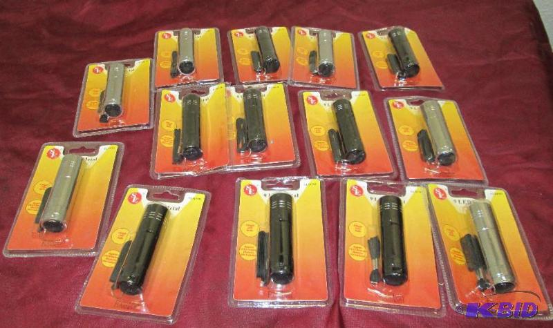 lot 200 image: Qty 12 SE Led Metal flashlight colors black a...