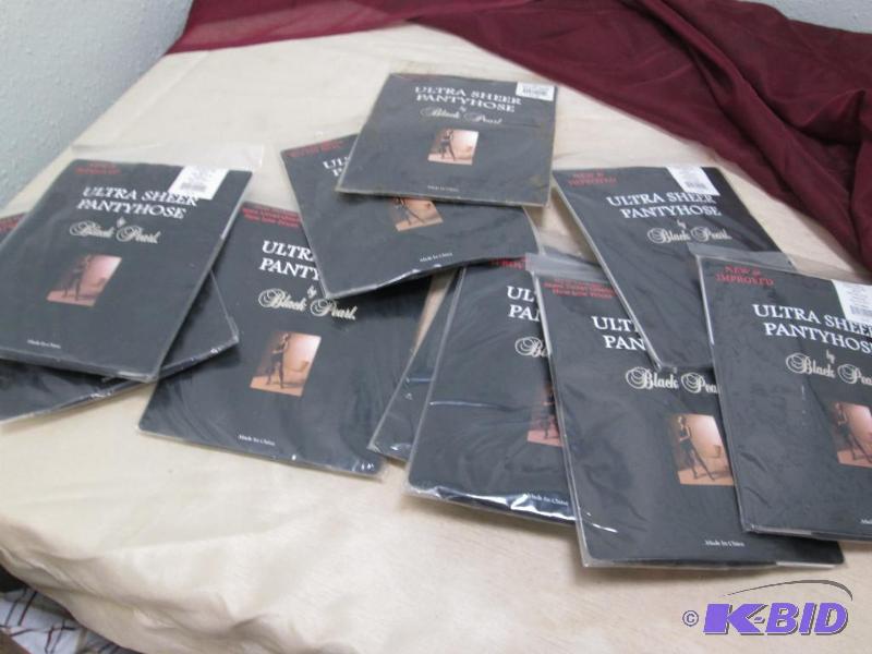 lot 220 image: Qty 10 Ultra sheer pantyhose by Black Pearl C...