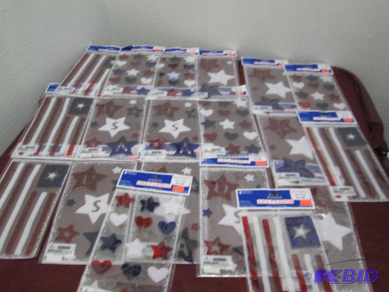 lot 221 image: Qty 19 Window Gel Clings-Stars, flags, Stars ...