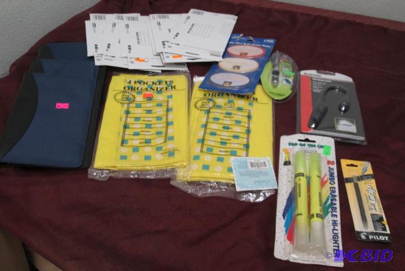 lot 255 image: Qty 6 Scotch multi-media mailer, die cut self...