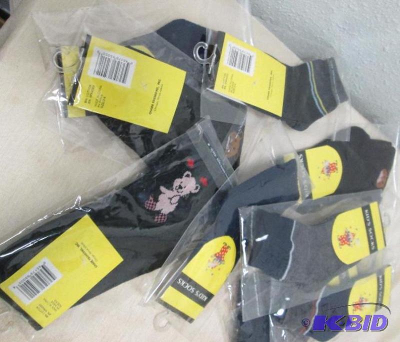 lot 27 image: Qty 11 Kids socks sizes 1-3, 2-4, and 3-5 Nav...