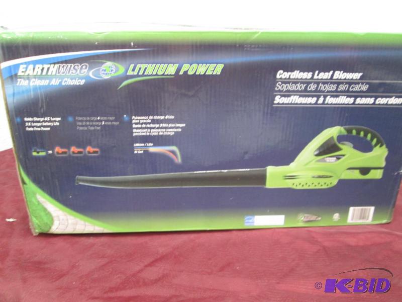 lot 272 image: Earth wise Cordless leaf Blower...