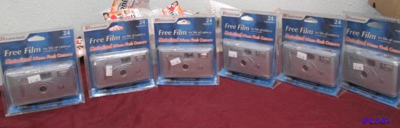 lot 279 image: Qty 6 Duane reade Motorized 35mm flash camera...