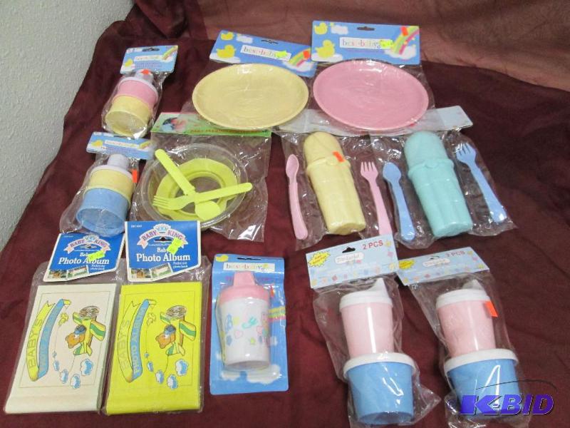 lot 327 image: 2 Cutlery travel set. 2 pkg of 2 compartment ...