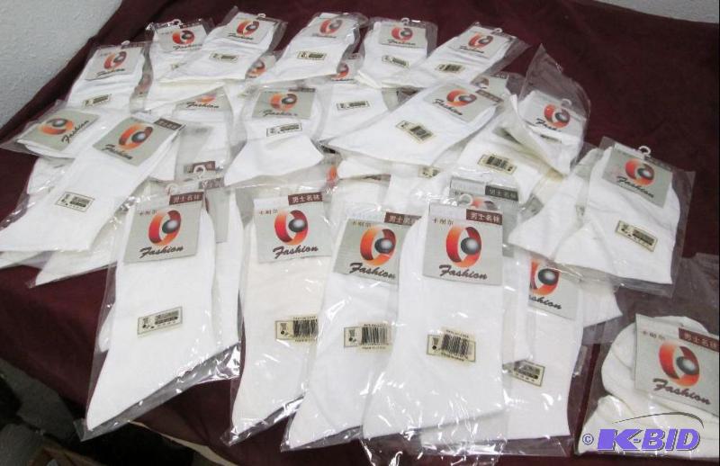 lot 35 image: Qty 40 Kalaier Mens fashion socks-white size...