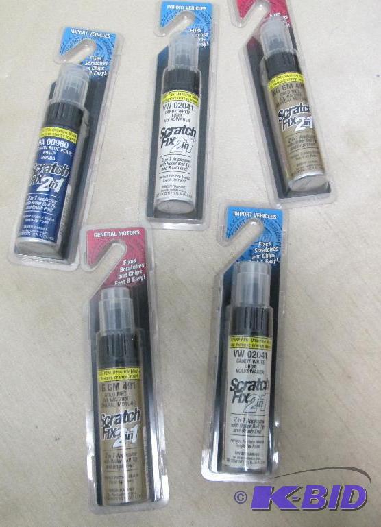 lot 47 image: Qty 5 General motors Scratch fix 2 in 1 ( NG ...