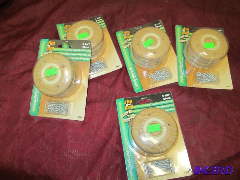 lot 62 image: Qty 5 Slip and grip 3-14 Shepherd hardware p...