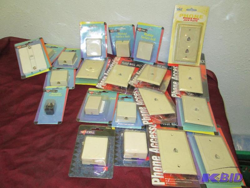 lot 75 image: Qty 21 Sentry Flash wall jack, modular surfac...