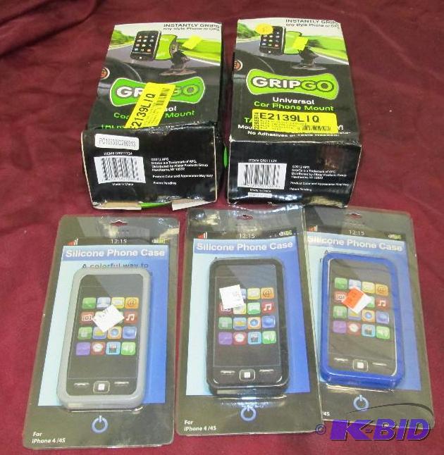 lot 76 image: Qty 2 Grip go universal car phone mount and 3...