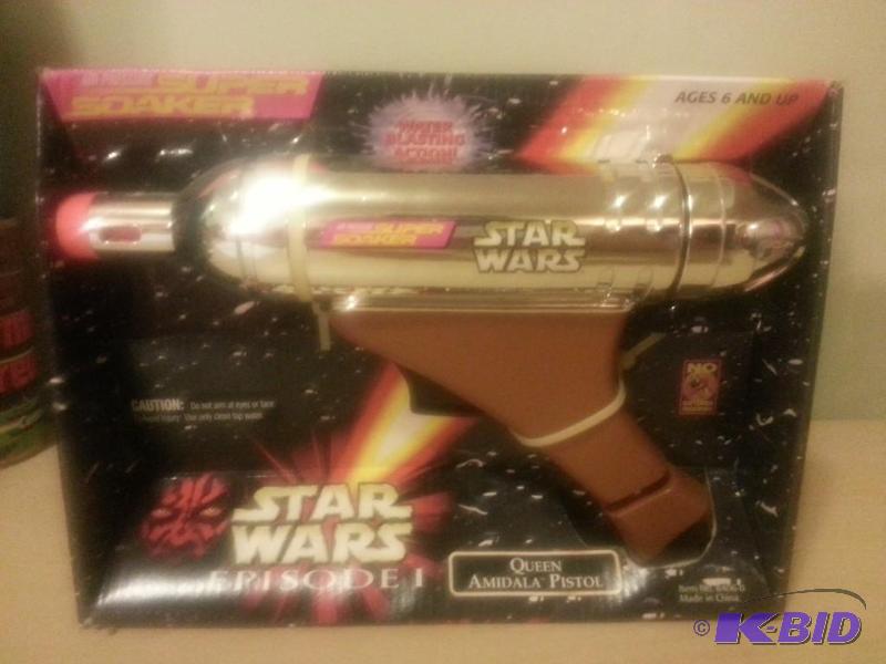 lot 148 image: Star Wars Episode 1 Queen Amidala Pistol Supe...
