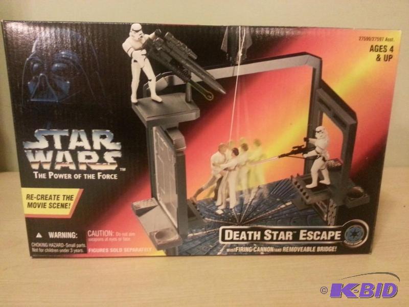 lot 164 image: Star Wars Power of the Force Death Star Escap...