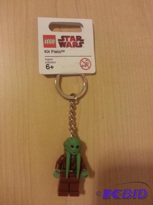 lot 18 image: Star Wars Lego Key-chain. Kit Fisto. Never be...