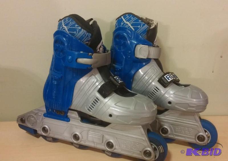 lot 25 image: Star Wars Youth R2-D2 (size adjustable from 1...