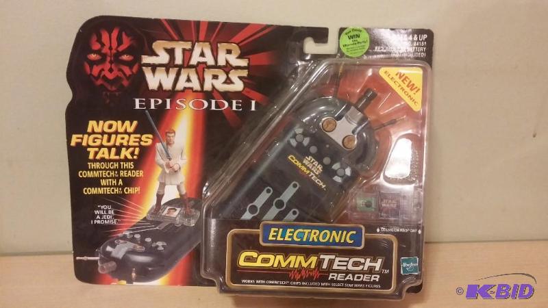 lot 29 image: Star Wars Episode 1. Electronic COMM Tech Rea...