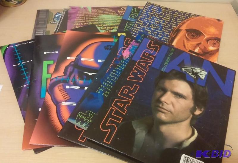 lot 48 image: Lot of 10 Star Wars 2 Pocket School Folders. ...