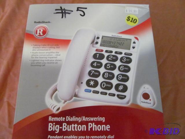 lot 5 image: Brand new in box, RadioShack Big-Button phone...