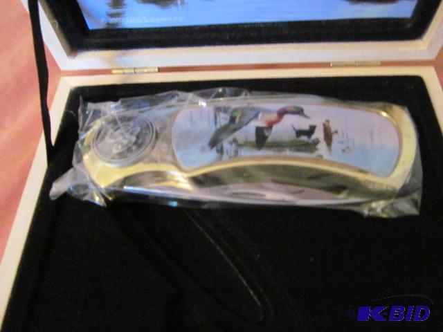 lot 59 image: Brand new in box, retractable pocket knife, r...