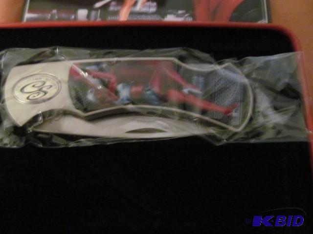 lot 67 image: Brand new in Box Hunting knives with eloquent...