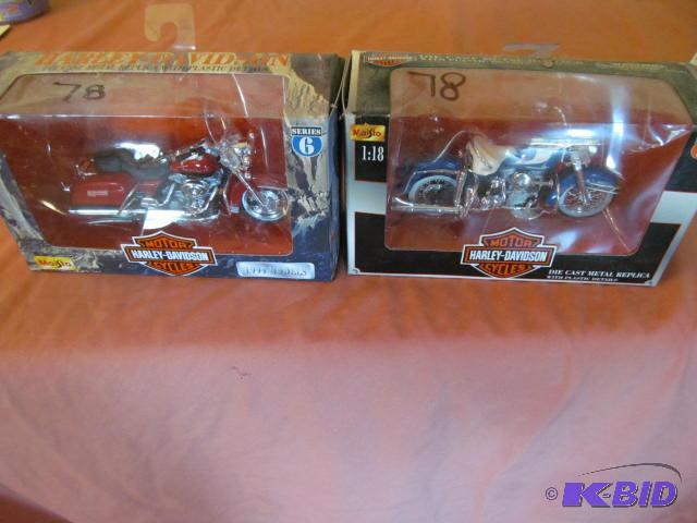 lot 78 image: New in box Die Cast Metal Replica with plasti...