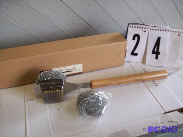 3 way BBQ Scraper Brush