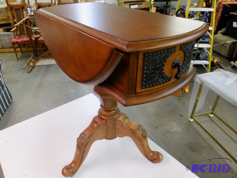 Accent Table