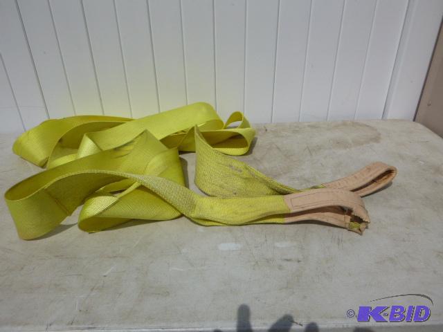 lot 129 image: Heavy Duty Tow Strap 4" X 24...