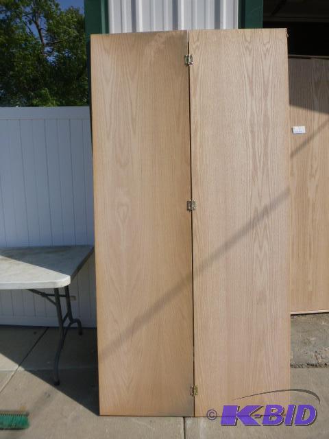 lot 13 image: Bi-Fold Door Each panel is 83" X 20 34&...