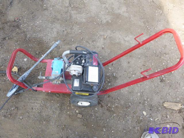 lot 149 image: Northern Pressure Washer With 5 HP Briggs &am...