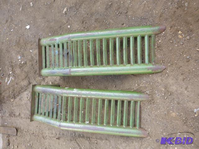 lot 150 image: 2 Heavy Duty Car Ramps...