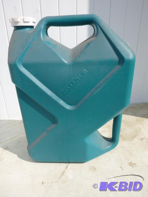 lot 17 image: 7 Gallon Water Jug...