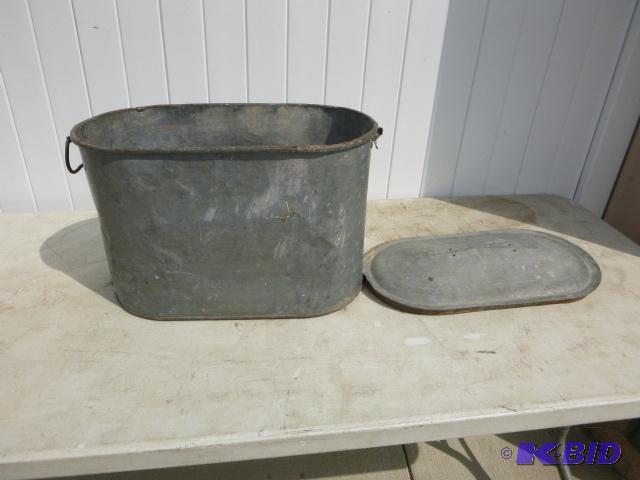 lot 23 image: Boiler Tub...