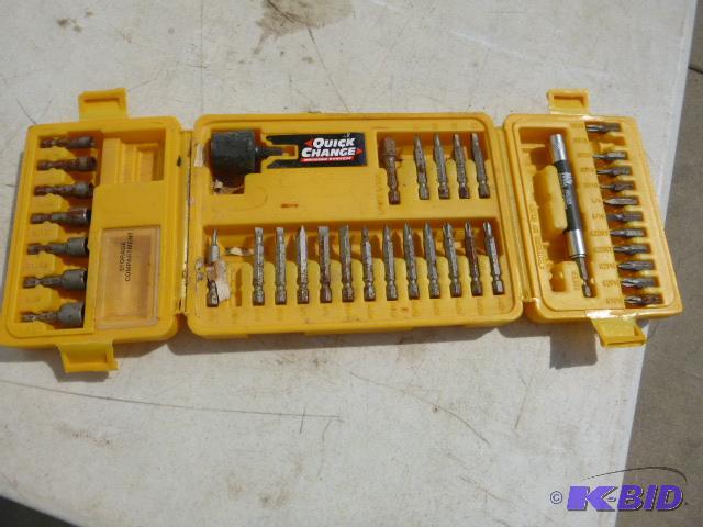 lot 28 image: Mit Quick Change Driver Set...