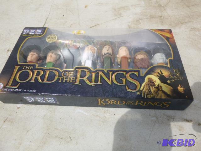 lot 43 image: Lord of the Rings Pez Collector Series...