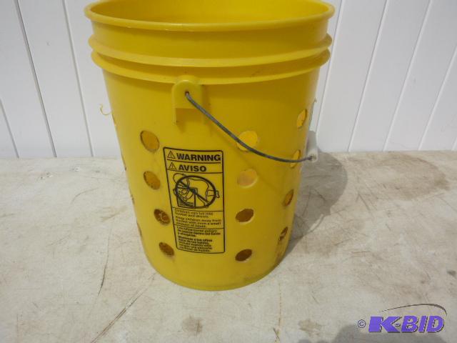 lot 46 image: Pail Live Well...