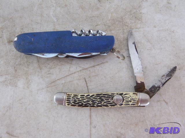 lot 60 image: 2 Pocket Knives...