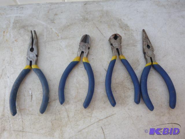 lot 89 image: 4 Pliers...