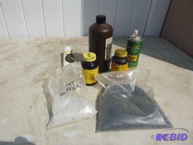 lot 97 image: Miscellaneous Reloading and Gun Items...