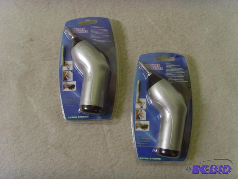 lot 122 image: 2 Mini Power Screwdrivers