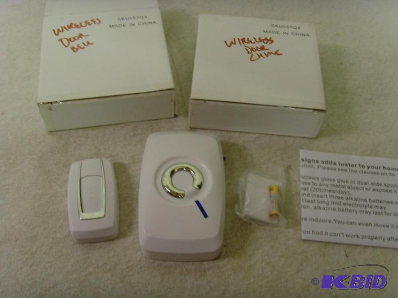 lot 129 image: 2 Wireless Door Chimes