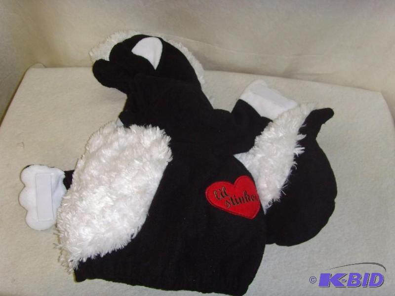 lot 143 image: Lil Stinker Baby Halloween Costume