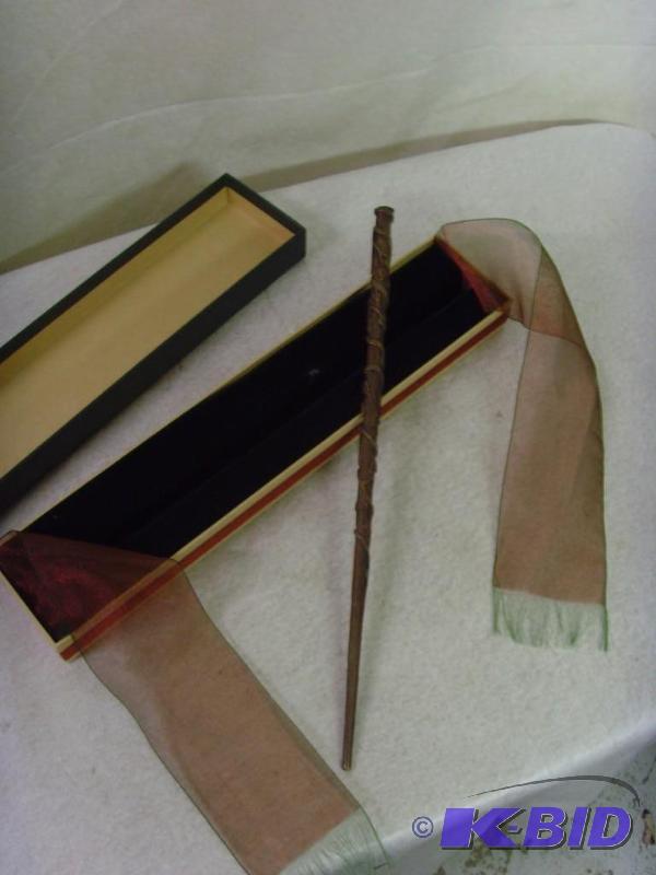 lot 50 image: Harry Potter Wand