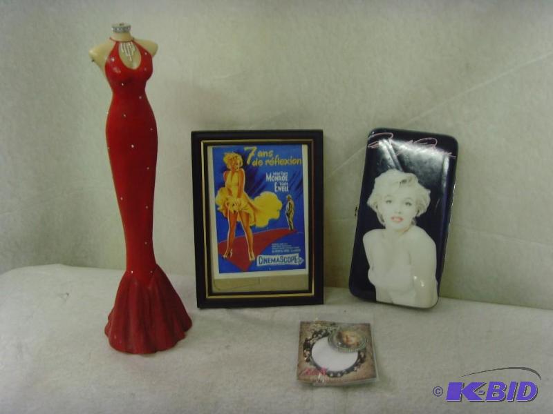 lot 6 image: Collection of Marilyn Monroe Items