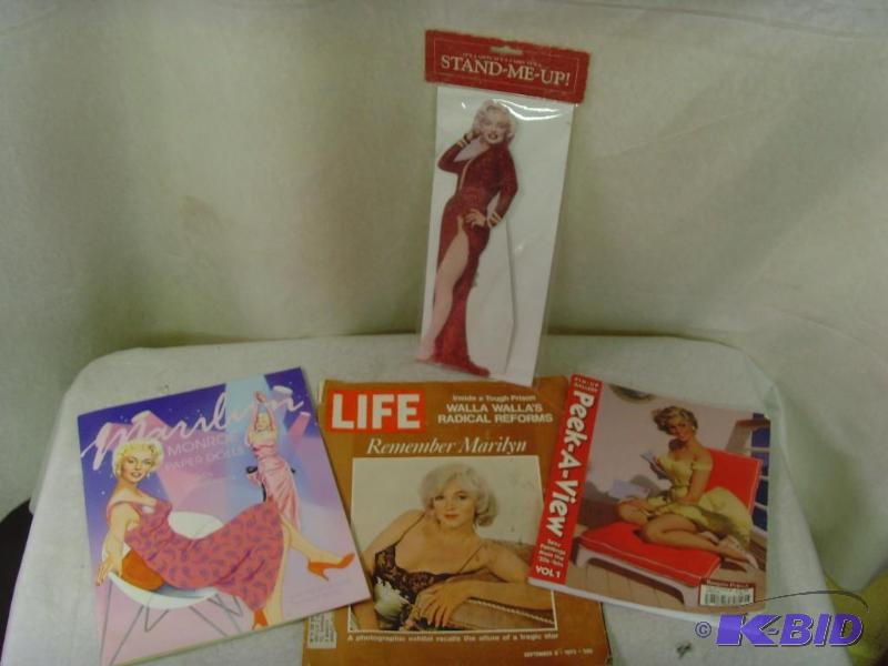 lot 8 image: Lot of Marilyn Monroe Items